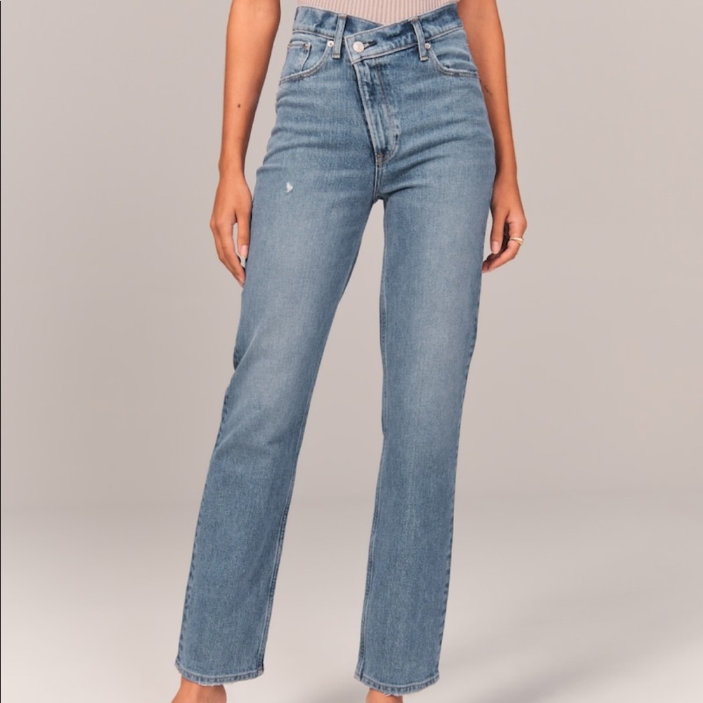 Abercrombie 90s Ultra High Rise Straight Jeans - Picture 1 of 2